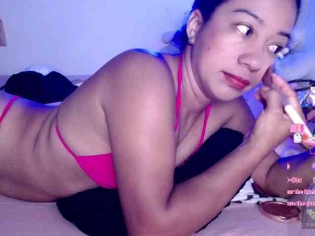 ninatinydoll webcam