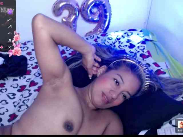 ninatinydoll webcam