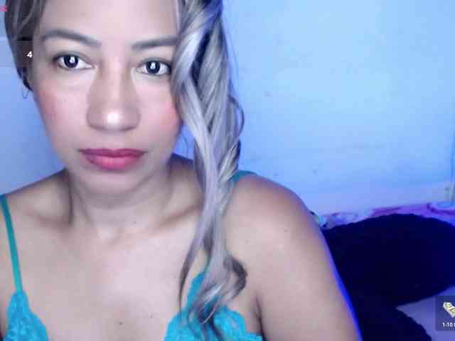 ninatinydoll webcam