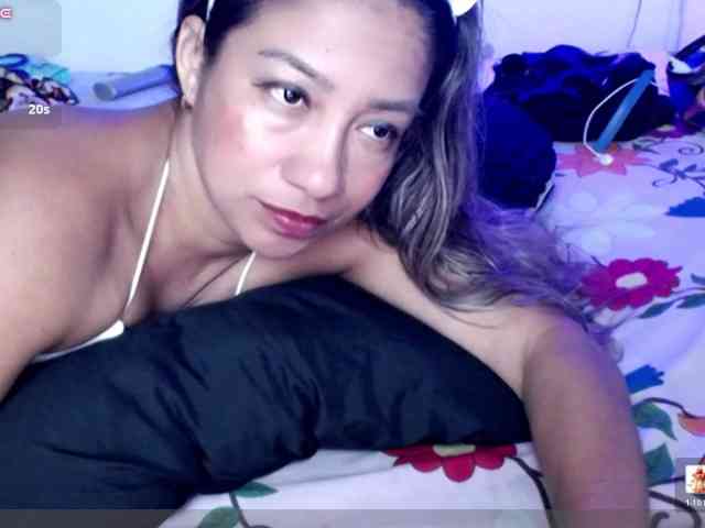 ninatinydoll webcam