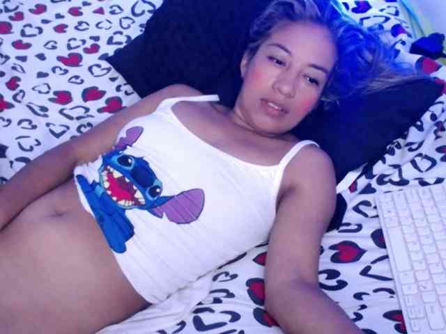ninatinydoll webcam