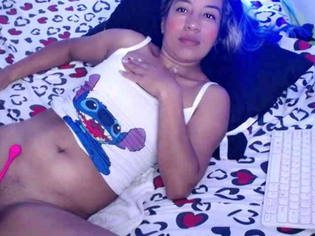 ninatinydoll webcam