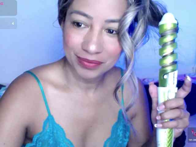 ninatinydoll webcam