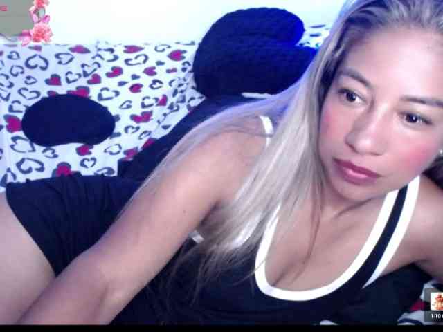 ninatinydoll webcam
