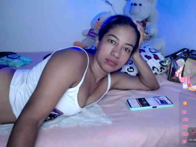 ninatinydoll webcam