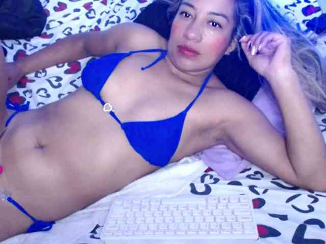 ninatinydoll webcam