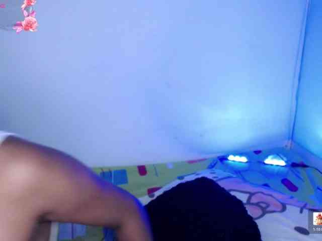 ninatinydoll webcam