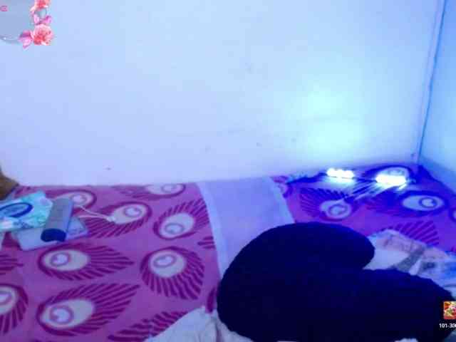 ninatinydoll webcam