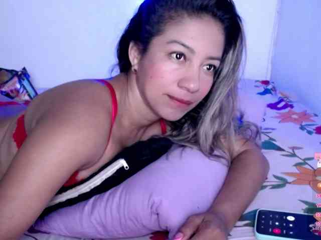 ninatinydoll webcam