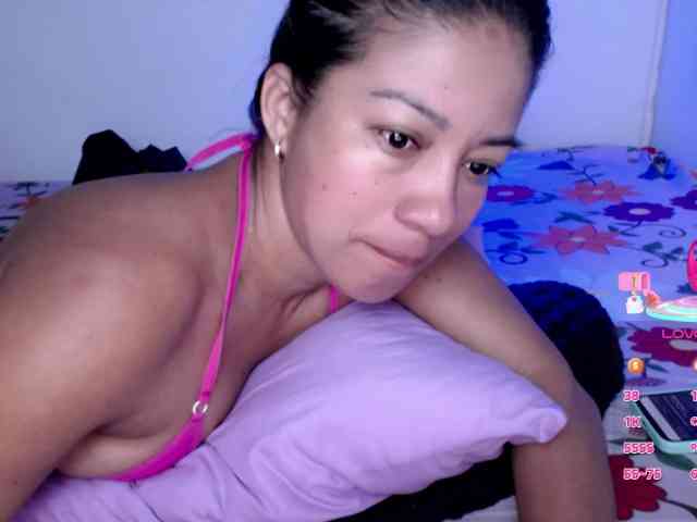 ninatinydoll webcam
