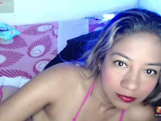 ninatinydoll webcam