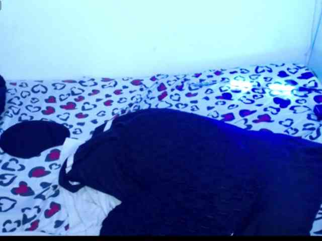 ninatinydoll webcam