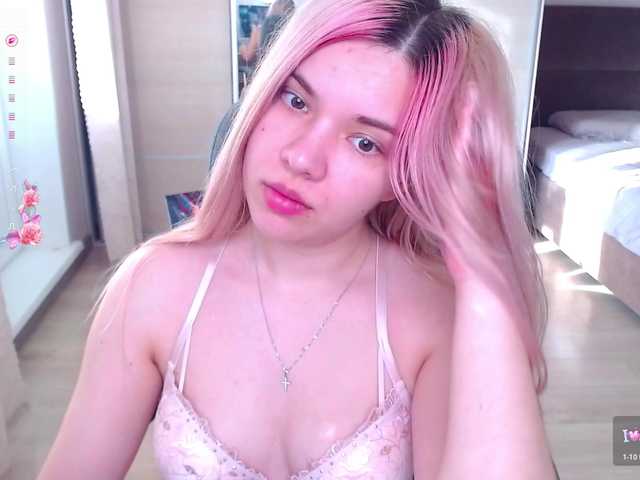 Lana--Nova live cam on BongaCams