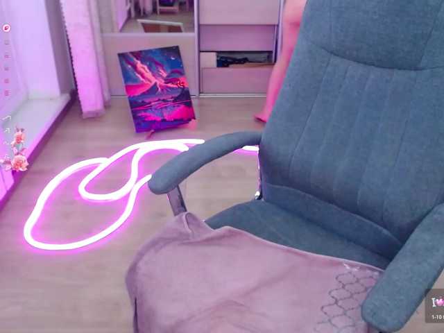 Lana--Nova live cam on BongaCams