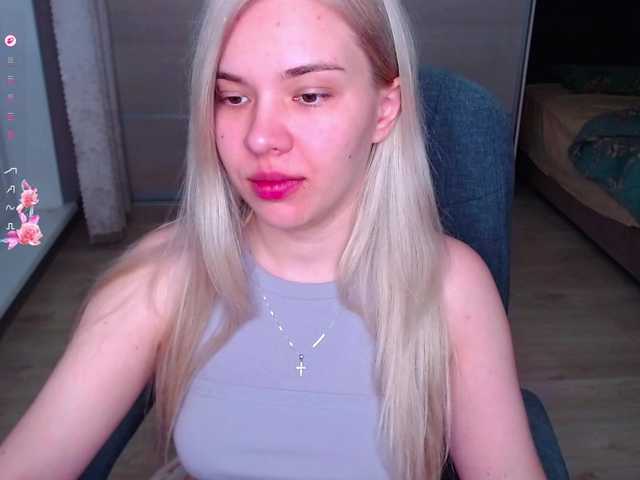 Lana--Nova live cam on BongaCams