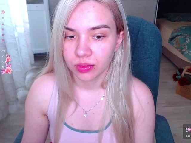 Lana--Nova Live Webcam on BongaCams