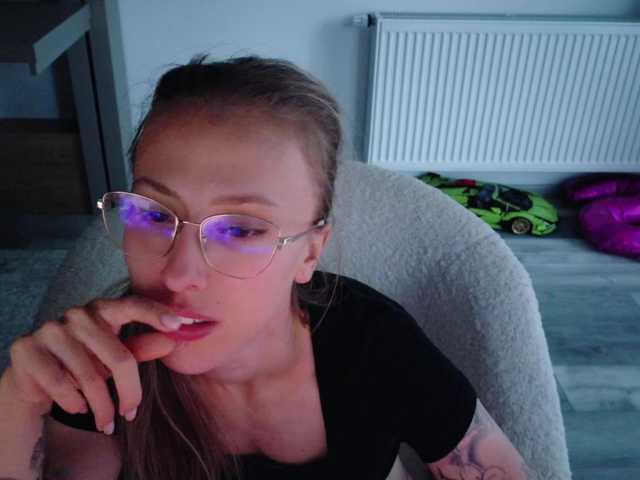 Deidi_sweet live cam preview