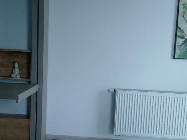 DiddySweet1 live cam on BongaCams