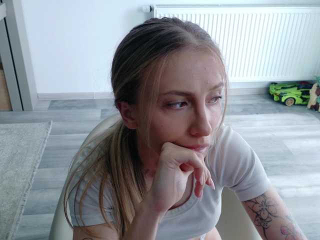DiddySweet1 live webcam show
