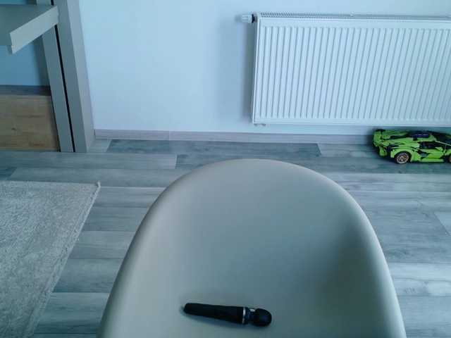 DiddySweet1 live cam on BongaCams