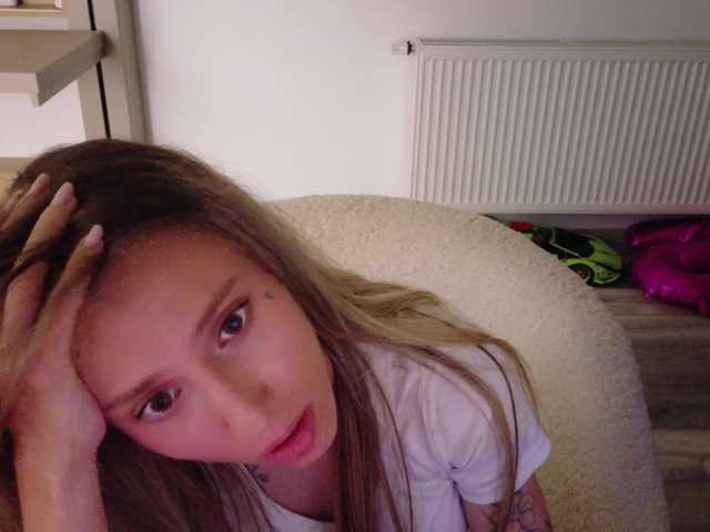 Deidi_sweet live cam preview