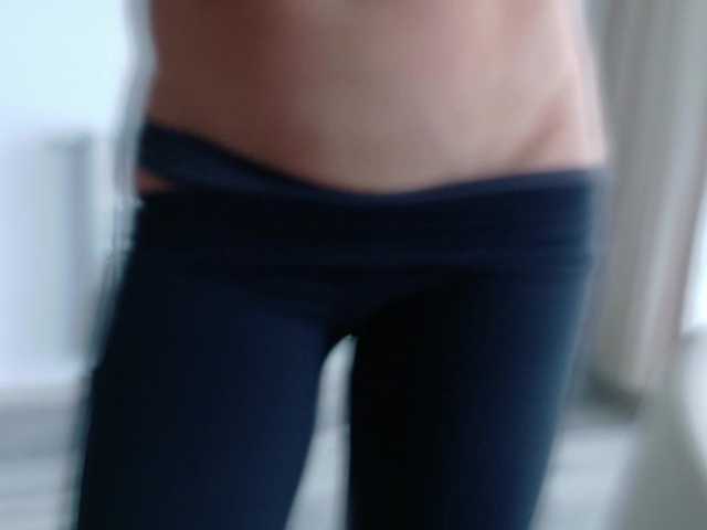 DiddySweet1 live cam on BongaCams