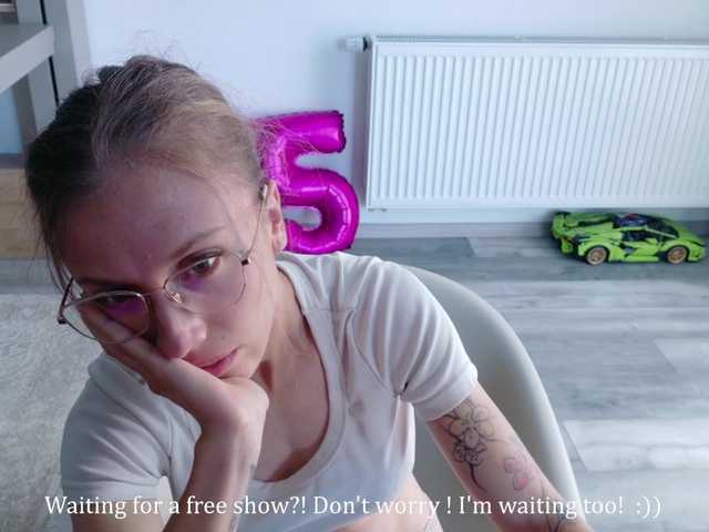 DiddySweet1 live cam on BongaCams