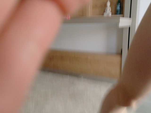 DiddySweet1 live cam on BongaCams