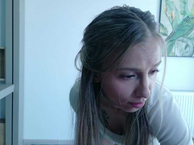 DiddySweet1 live cam on BongaCams