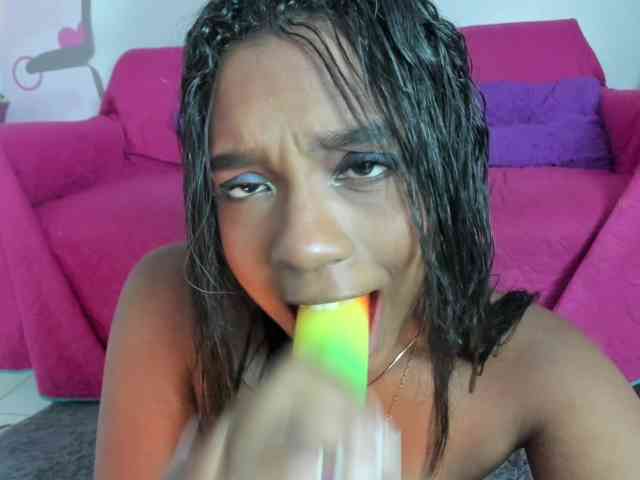 Modelo: NATALIKIDMAN