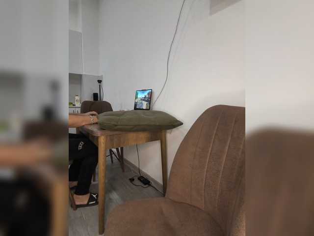 Live трансляция KissMyAss - slutnetki.online