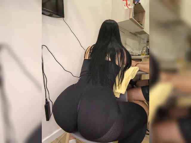 Модель: KissMyAss