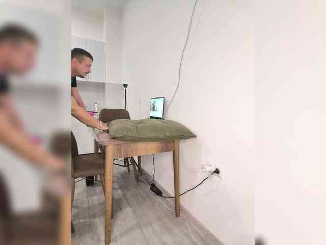 kissmyass's live room