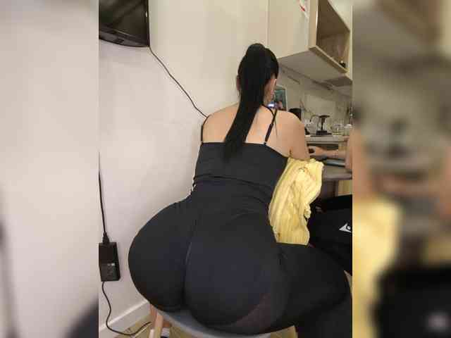 Модель: KissMyAss