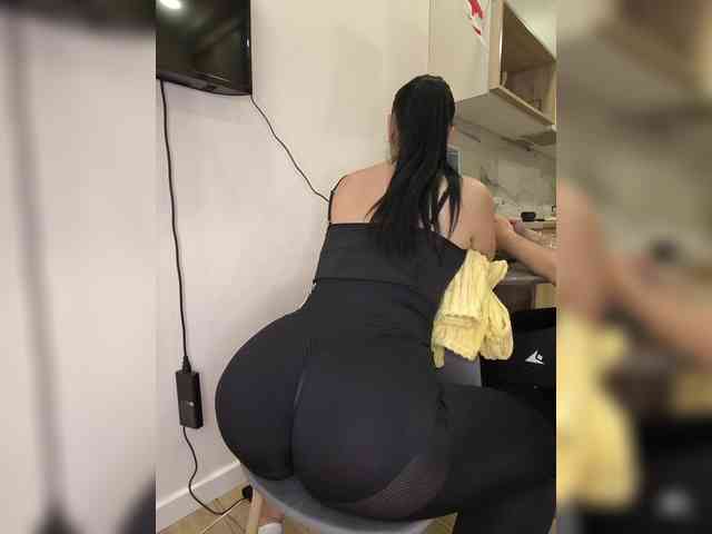 Модель: KissMyAss