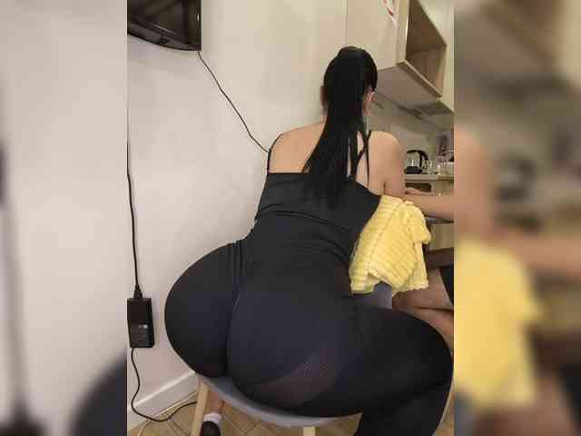 Модель: KissMyAss