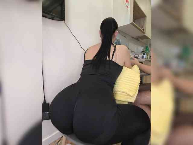 Модель: KissMyAss