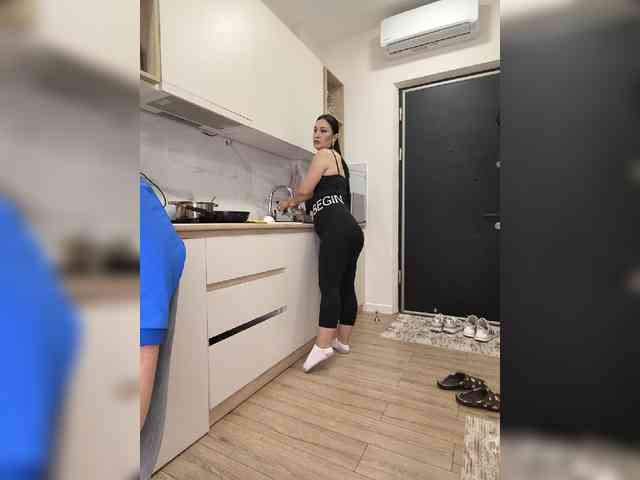 Mẫu này đang trực tiếp. seksiIrena