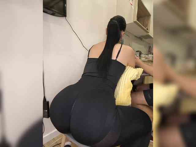 Модель: KissMyAss