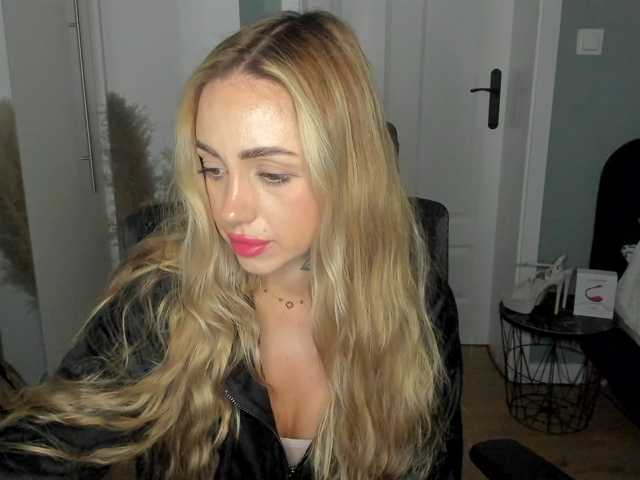 SEXYcoralie