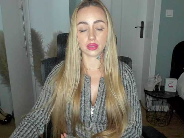 SEXYcoralie