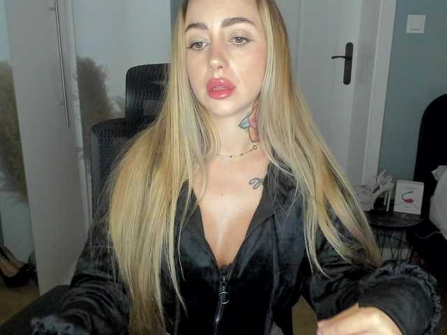 SEXYcoralie