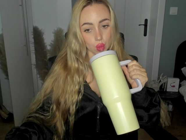 SEXYcoralie