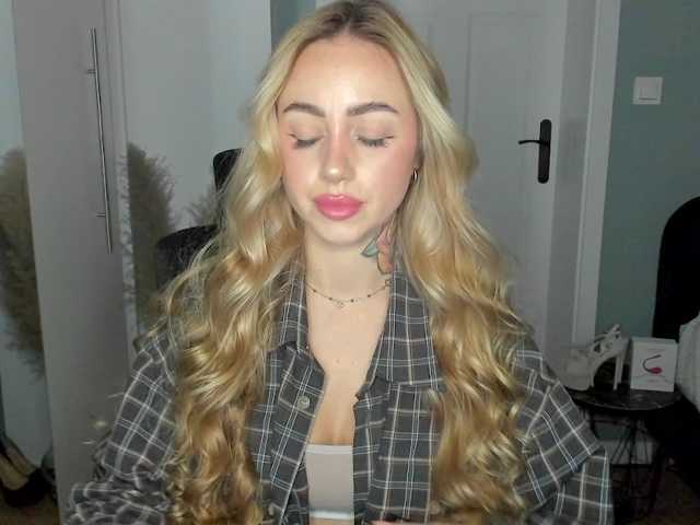 SEXYcoralie