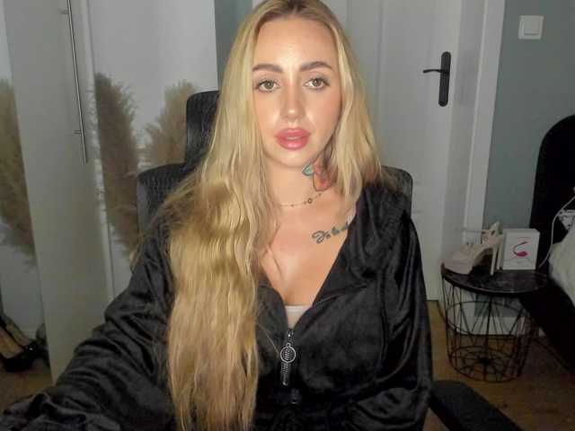 SEXYcoralie