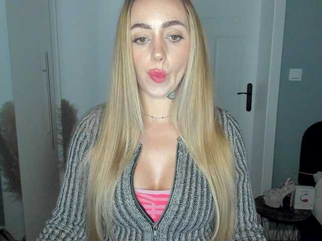 SEXYcoralie
