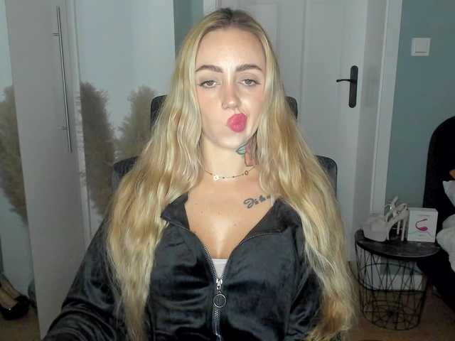 SEXYcoralie