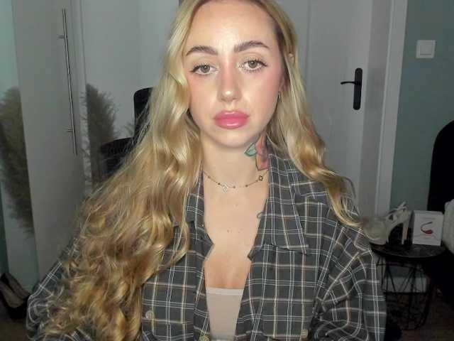 SEXYcoralie