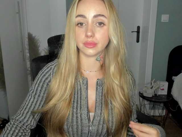 SEXYcoralie, en vivo ahora en BongaCams