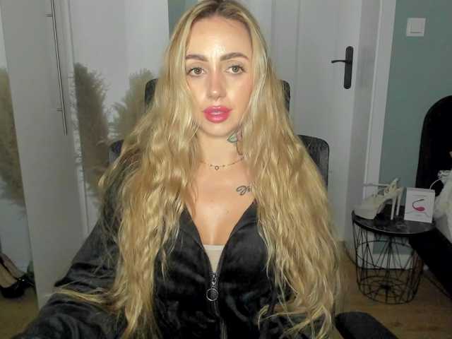 SEXYcoralie